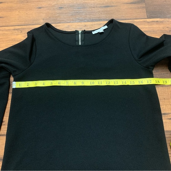 Green Envelope Black Bell Sleeve Blouse Zip Closure Women's Size S - Picture 6 of 8